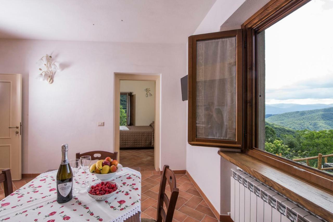 Apartamento Antichi Sentieri Serravalle  Exterior foto