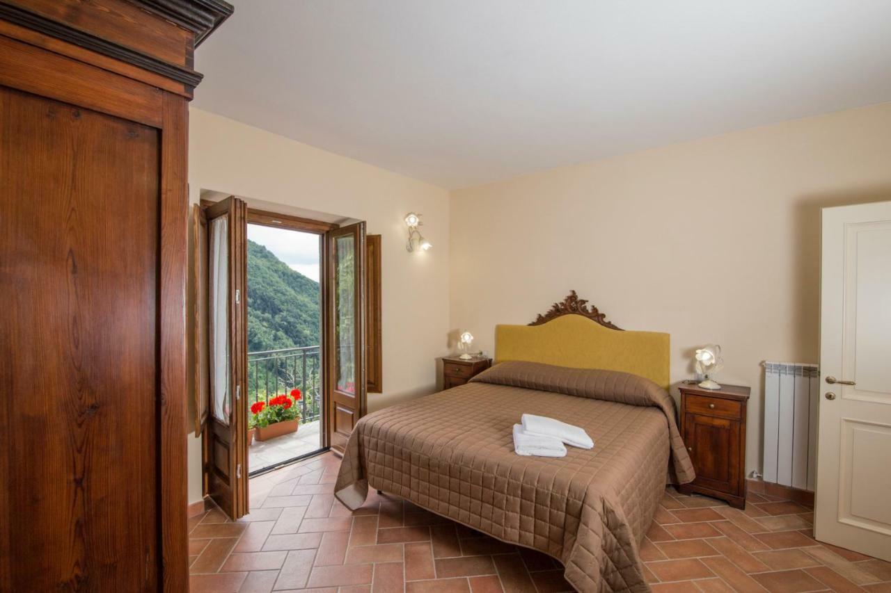 Apartamento Antichi Sentieri Serravalle  Exterior foto